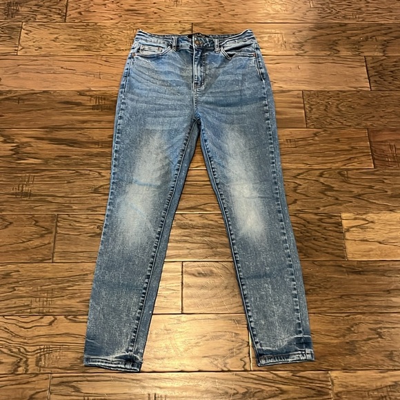 Judy Blue Denim - Judy Blue Skinny Fit High Rise Size 9/29